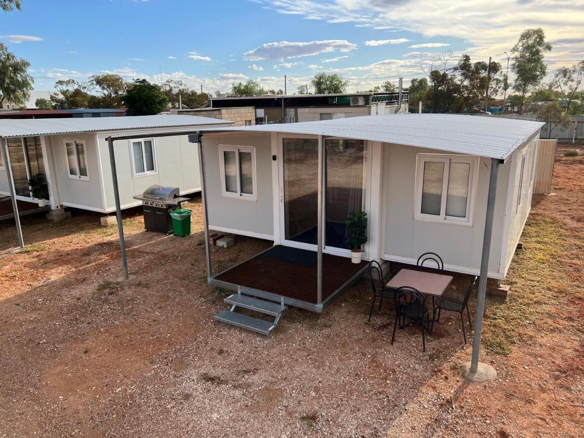 White Cliffs Self Contained Cabin Accommodation Exterior foto