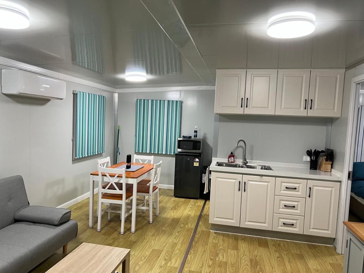 White Cliffs Self Contained Cabin Accommodation Exterior foto